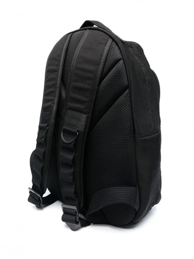Y-3 - logo-print zipped backpack