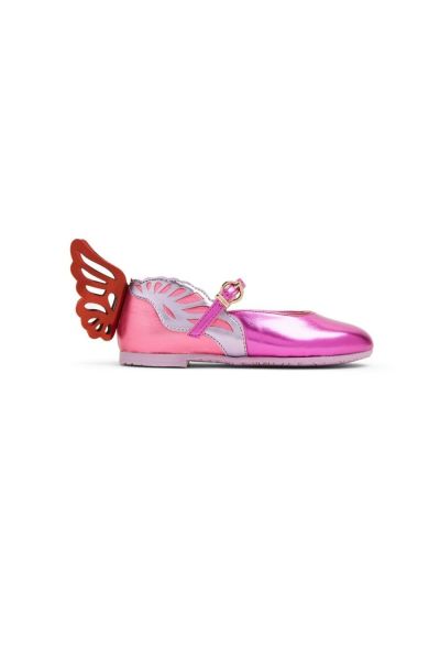 Heavenly wing-embellished ballerina shoes