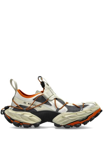 Hike sneakers