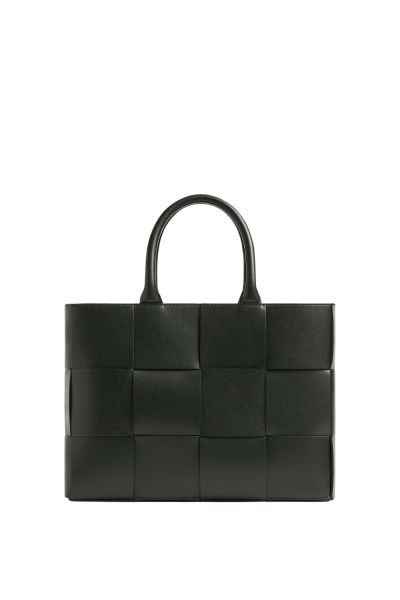 Tote bag in Intreccio leather with adjustable and detachable strap